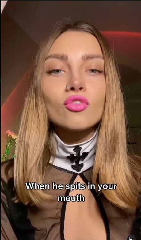 Photo nue de fuite OnlyFans de Cosnelly