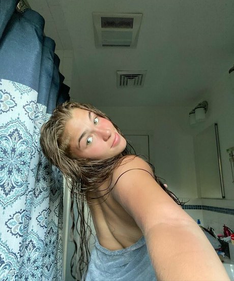 Foto di nudo di fuga di OnlyFans di Andreaposnerrr