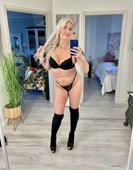 Naken läckt OnlyFans-bild av Lacydreamer