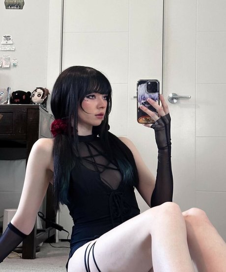 Naakte gelekte OnlyFans-foto van Ramenshelz