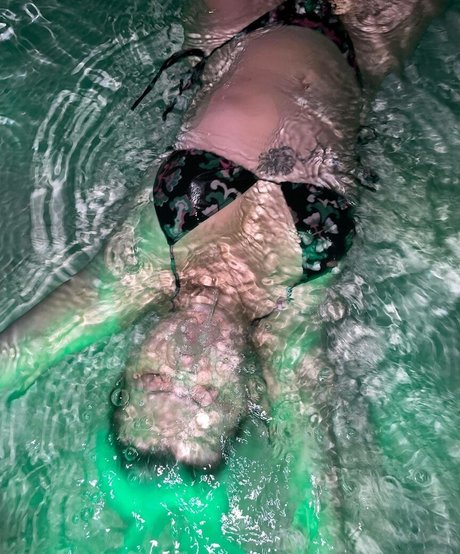 Alasti lekkinud OnlyFans-i pilt Duda Beat