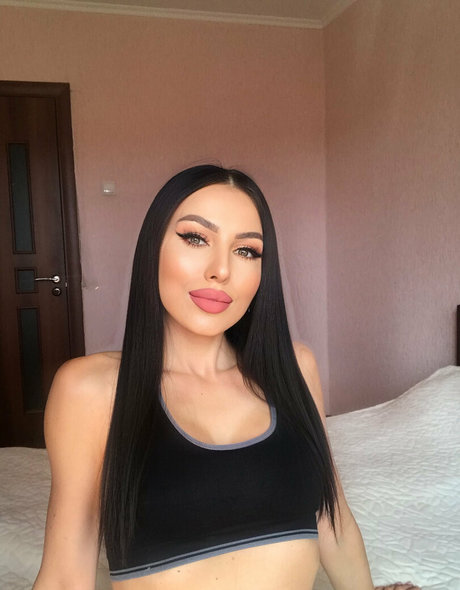 Nacktes geleaktes OnlyFans-Foto von Carolmommy