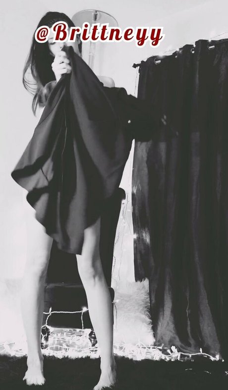 Alasti lekkinud OnlyFans-i pilt Brittneyyfree