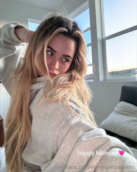 Em1ly El1zabeth OnlyFans泄露裸照