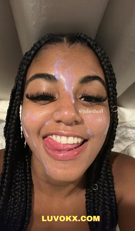 Alasti lekkinud OnlyFans-i pilt Juliethofl