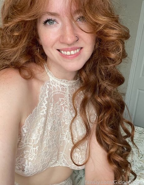 Nacktes geleaktes OnlyFans-Foto von Gidgegidge