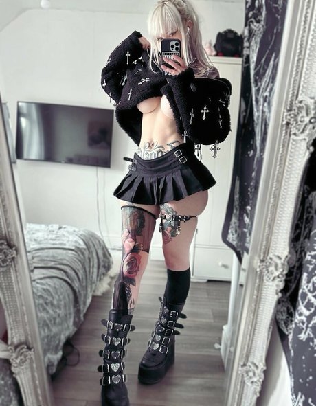 Nahá fotka uniklých OnlyFans od Bexicutes