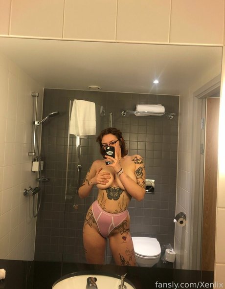 Обнаженная фотография утечки OnlyFans от Xenlix