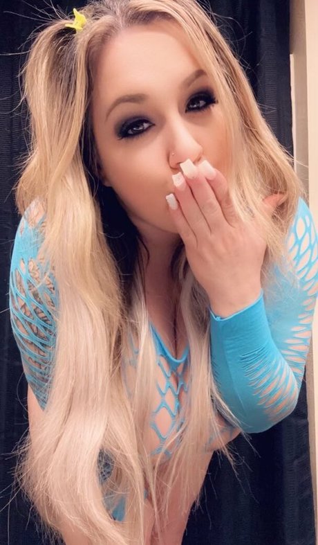 Обнаженная фотография утечки OnlyFans от Baileysparx