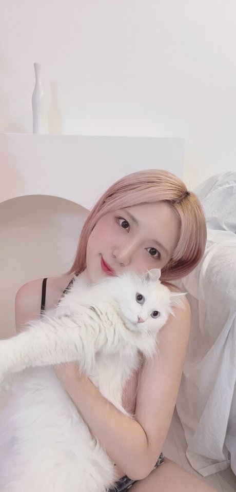 Lluchiaa OnlyFansリークヌード写真