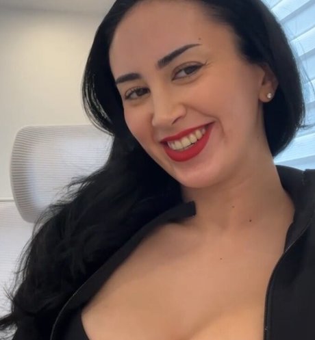 Naken lekkede OnlyFans-bilde av Mistressvir