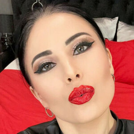 Обнаженная фотография утечки OnlyFans от Grace Domnin