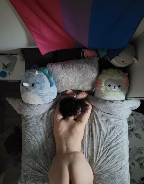 Обнаженная фотография утечки OnlyFans от Lamperaasteria21