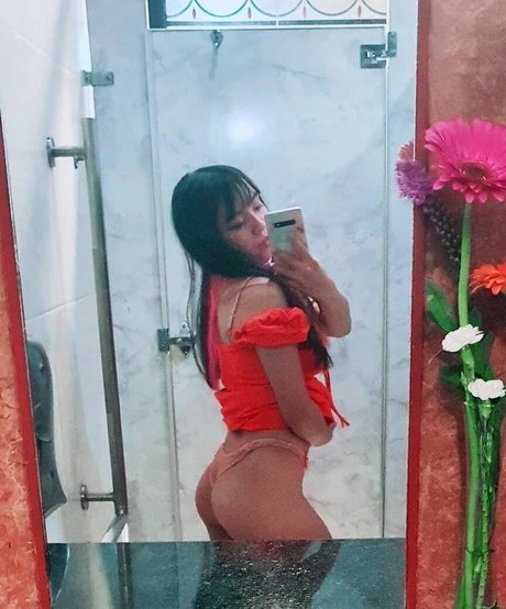 Naken läckt OnlyFans-bild av Danimiau04