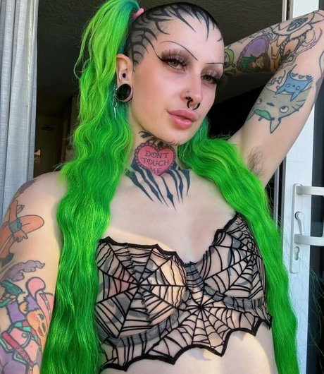 Foto desnuda filtrada de OnlyFans de Frankie Phantom