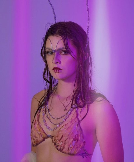 Naakte gelekte OnlyFans-foto van Mckenzie Bell