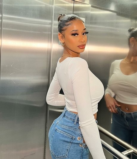 Nacktes geleaktes OnlyFans-Foto von Capeverdian