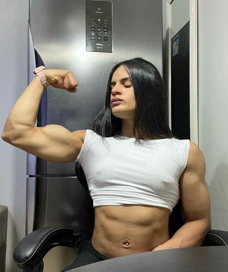 Alasti lekkinud OnlyFans-i pilt Venom Luisa