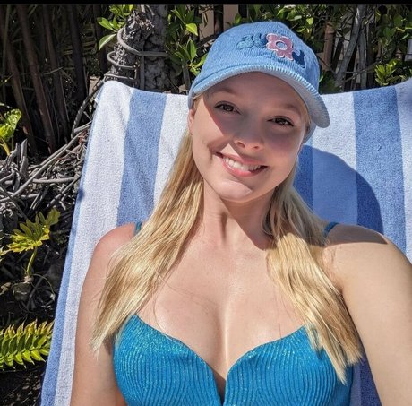 Nacktes geleaktes OnlyFans-Foto von Briana White