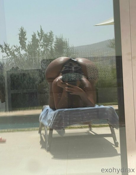 Alasti lekkinud OnlyFans-i pilt Exohydraxfree