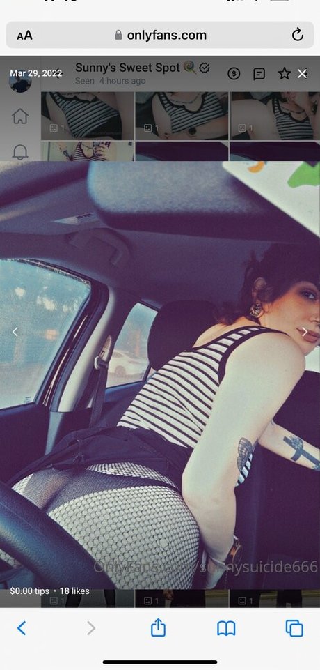 Nahá fotka uniklých OnlyFans od Sunnysuicide666