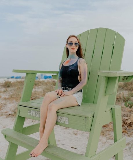 Alasti lekkinud OnlyFans-i pilt Jessica Kent