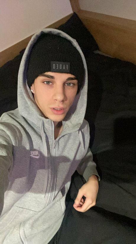 Nacktes geleaktes OnlyFans-Foto von Jdlofficialfree