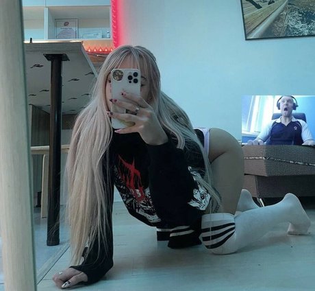 Foto di nudo di fuga di OnlyFans di Toxiclali