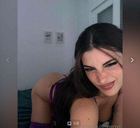 Naakte gelekte OnlyFans-foto van Sara Carolina