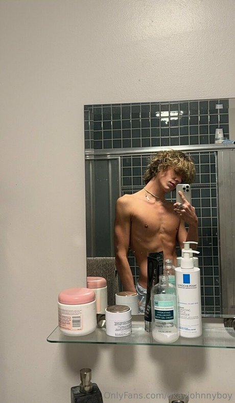 Foto di nudo di fuga di OnlyFans di Okayjohnnyboy