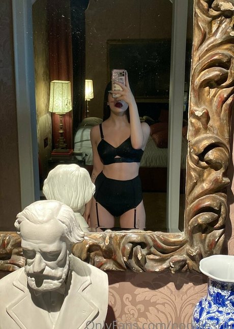 Callmelucilla OnlyFansリークヌード写真