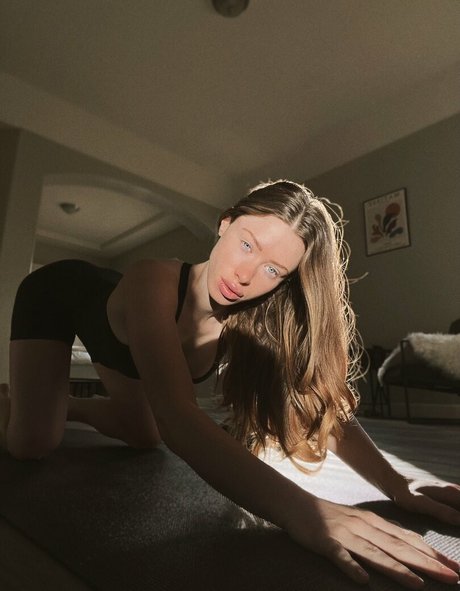 Nacktes geleaktes OnlyFans-Foto von Yuliabb