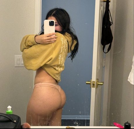 Nacktes geleaktes OnlyFans-Foto von Ur6moms9favs