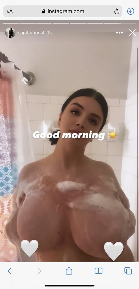 Naakte gelekte OnlyFans-foto van Sagittariorist