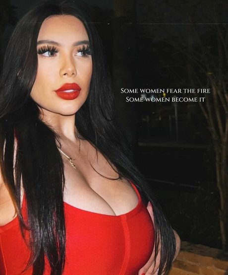 Alasti lekkinud OnlyFans-i pilt Guayabitaa