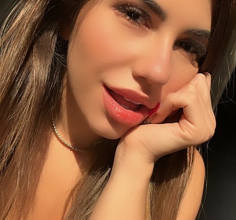 Nacktes geleaktes OnlyFans-Foto von Alexia Dhein