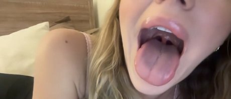 Foto di nudo di fuga di OnlyFans di Brookechance