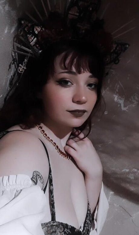 Обнаженная фотография утечки OnlyFans от Necronya