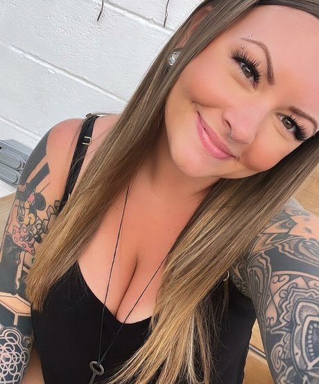 Nahá fotka uniklých OnlyFans od Littleamyyyy