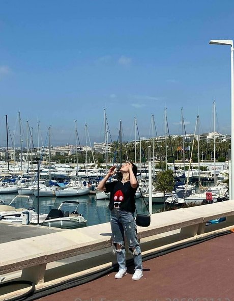 Kikineedyouinside OnlyFansリークヌード写真