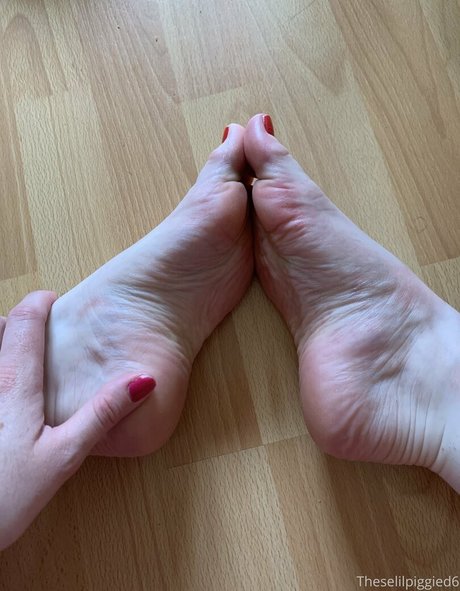 Photo nue de fuite OnlyFans de Theselilpiggie6