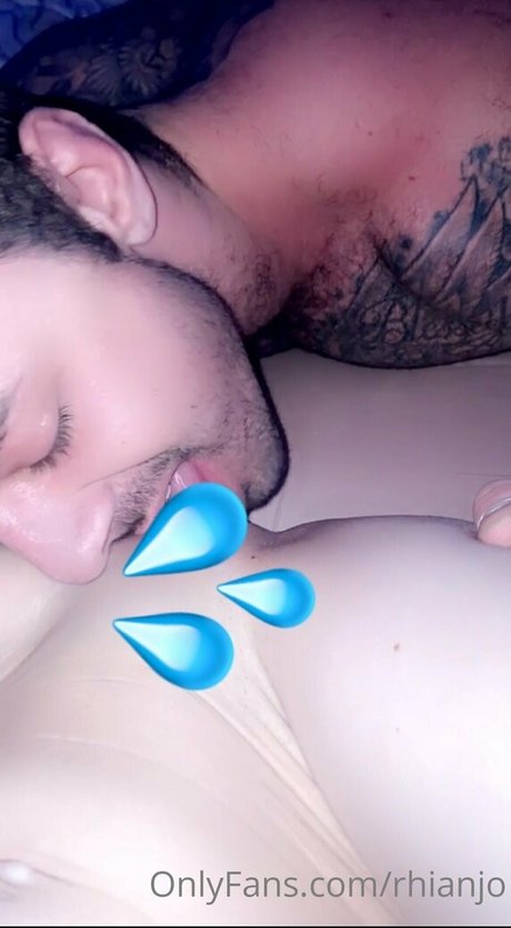 Обнаженная фотография утечки OnlyFans от Rhianjo