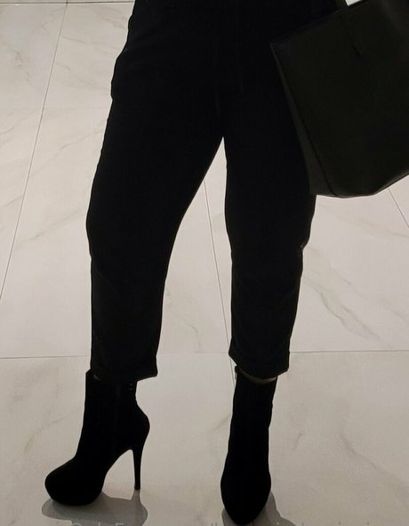 Nahá fotka uniklých OnlyFans od Lamagiademispiesx