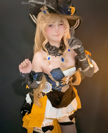 Alasti lekkinud OnlyFans-i pilt Pulaylummy