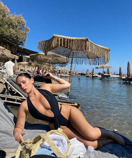 Nacktes geleaktes OnlyFans-Foto von Noy Peer