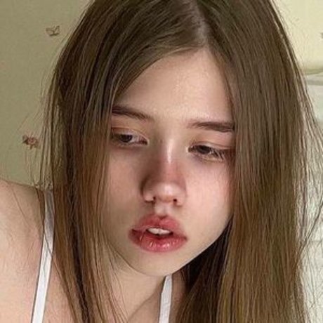 Alasti lekkinud OnlyFans-i pilt Tero