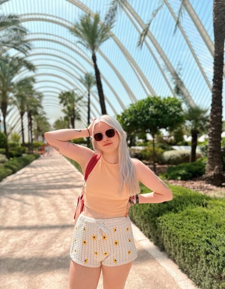 Foto di nudo di fuga di OnlyFans di Larissa Zeeuwe