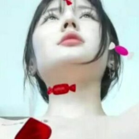 Foto di nudo di fuga di OnlyFans di Maytion