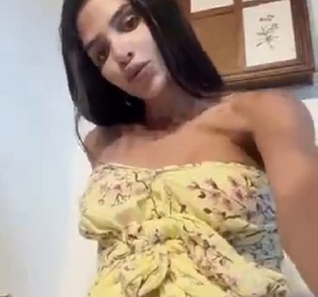 Naken läckt OnlyFans-bild av Maraci Fuentes