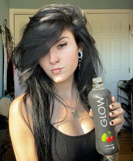 Foto desnuda filtrada de OnlyFans de Elektra Kirby